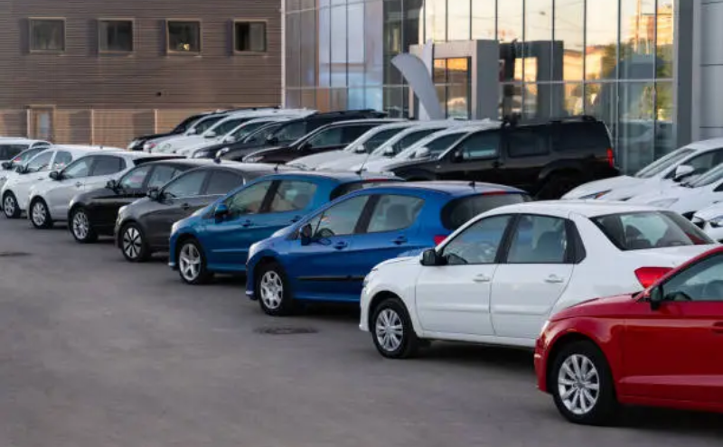 Bedrijfswagens en referentie-CO²-uitstoot voor 2025