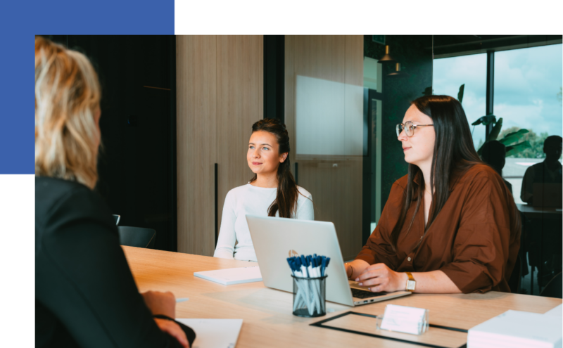 Eindejaarsgeschenken voor werknemers: wat kan fiscaal en sociaal zonder risico?